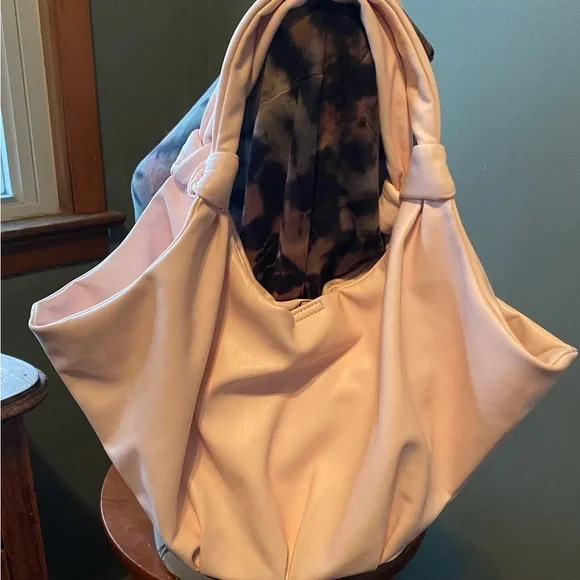 INC Ultra soft faux leather powder pink purse. - Picture 4 of 6